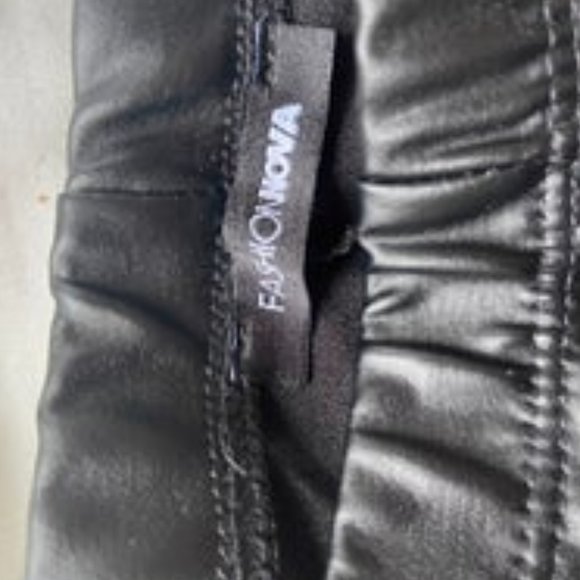 Fashion Nova Black Rough Rider Biker Shorts - Picture 4 of 4